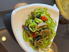 -喜乐餐厅•灯笼虾球首创者•本地小海鲜(二马路店)