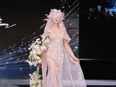 -贺加贝化妆美甲培训学校