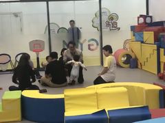 -美国谷斯妈妈早教中心 (陆家嘴店)