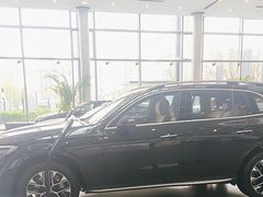 -天津波士信达奔驰4S店(卫津南路店)