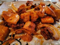 馕丁炒烤肉-疆Jiang·新疆秘制料理