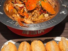 -胖哥俩肉蟹煲(重庆观音桥大融城店)
