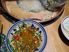 -洱火云南酸菜牛肉火锅(石景山当代商城店)