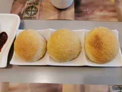酥皮焗叉烧包-添好运点心专门店(深水埗店)
