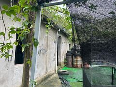 -东湖小天池真人CS彩弹野战基地