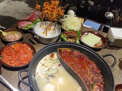中辣锅底-冯校长老火锅(深圳总店)