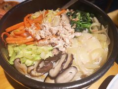 -唯成•韩国炭火烤肉 유성고기