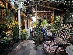 -Cuc Gach Quan Restaurant