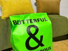 -BUTTERFUL&CREAMOROUS 黄油与面包(三里屯太古里店)