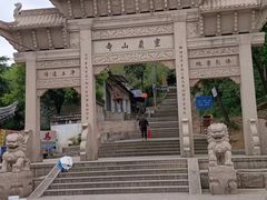-灵岩山风景区