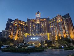 -天津京基皇冠假日酒店