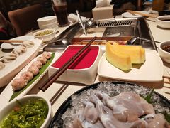 -海底捞火锅鲜切牛肉主题店(长寿路店)