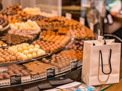 -Laderach 莱德拉(上海环贸iapm店)