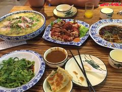 -东北人家铁锅炖(鞍山路店)