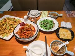 -莲餐厅·湖北菜·潜江小龙虾店(愚园路店)