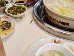 -土连锅·现熬养生汤锅(梁家巷店)
