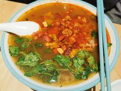 特色酸辣粉-小杨生煎(湟普汇店)
