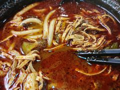 -沁麦源过桥米线(总店)
