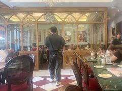 -秘密旅行Bonjour(黑金冠 江南西店)