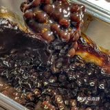 肉肠一口咬下去，还会爆汁！鸡翅鲜嫩多汁！满足