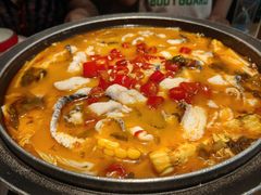 -山城外·非遗酸菜鱼(蜀都万达店)