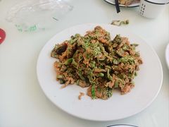 荷叶炒鸭蛋-微山湖湖畔好客居鱼馆渔家菜(微山湖风景区店)