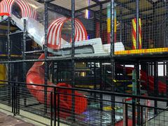 -嗨翻Hi-Fun竞技主题乐园·蹦床亲子生日轰趴(国光1937店)