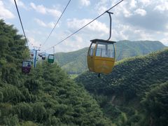 -浙东第一尖雪山欢乐谷