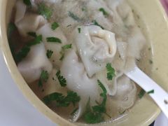 -周震馄饨