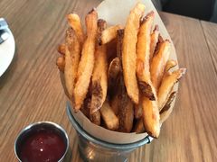 -ROAST coffee & eatery