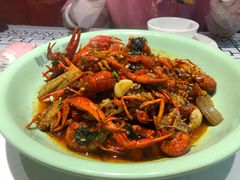 -靓虾二哥长沙地标小龙虾(五一广场店)