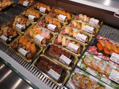 -盒马鲜生(红莲店)