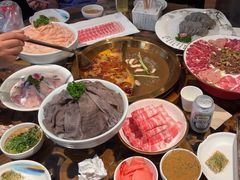 -小天鹅火锅·一线江景洪鼎旗舰店(洪崖洞店)