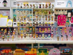 -泡泡玛特POPMART(上海环球港店)