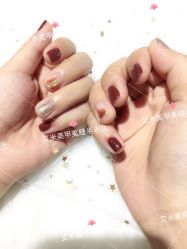 -U mi Nail美甲工作室