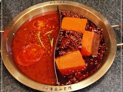 -小天鹅火锅·一线江景洪鼎旗舰店(洪崖洞店)