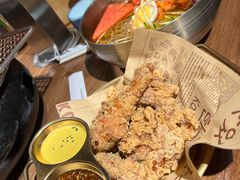 -明洞阿姨·韩式酱蟹烤肉·创意料理(三元桥店)