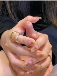 -悦指间美甲美睫