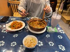 -云南李记罐罐米线饵丝小吃(汉中门金鹰店)