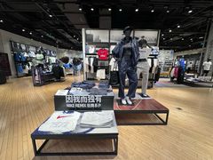 -泡泡玛特POPMART(上海环球港店)