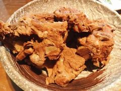 特色大铁锅烀腔骨-95号酱骨·一块豆腐(展春园西路店)