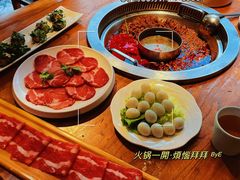 -城墙拐拐火锅(三峡广场黑金冠店)