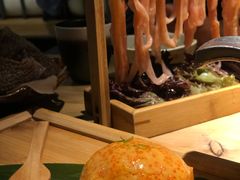飞鱼籽墨鱼滑-湊湊火锅·茶憩(杭州湖滨银泰in77店)