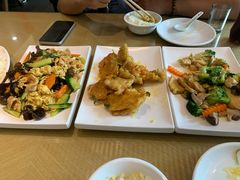 -小锅饭豆腐馆(嘉陵江街店)