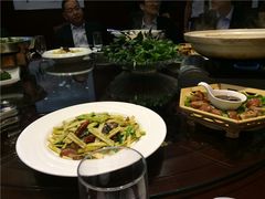 竹笋腊肉&猪手-茶港食堂(武昌店)