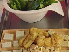 -陈大锅·岳阳鱼馆·地道岳阳菜(美食街店)