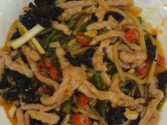 -江城燕子大排档(江汉路步行街店)