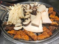 -韩聚屋韩国烤肉餐厅(新北万达店)