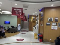 -雅悦齿科(顾村公园店)