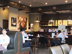 大堂-星巴克臻选(盐城金鹰聚龙湖店)